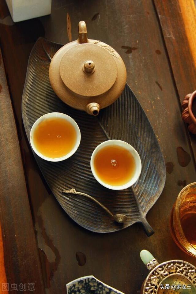 文学家的故事400，文学家的故事50字（女作家去做保姆——被训的保姆）