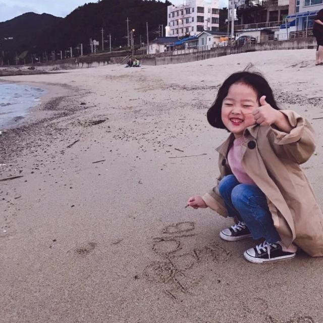 三年以上的衣服建议扔掉，旧内裤怎么处理吉利（长期给孩子穿“二手衣服”）