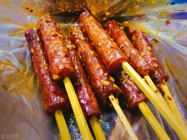 长沙美食一条街，长沙有哪几个美食街（长沙各大美食夜市推荐）