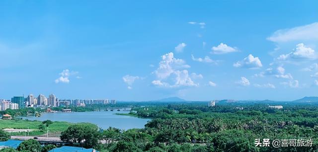 海南旅游必去十大景点，海南旅游景点介绍（海南岛旅游景点有哪些）