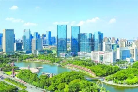湖南车牌号字母排序，湖南省的车牌字母按什么排名的（这座城市同时拥有三种车牌号）