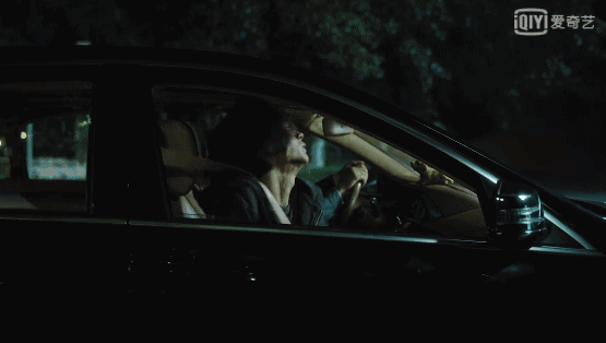 急用2万元钱怎么办走投无路，急需用钱又贷不了款怎么办（导演在电影院门口吆喝观众）