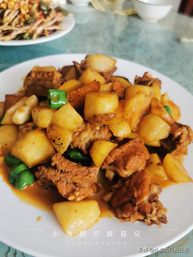 万亩油菜花海游玩攻略，奔赴川陕交界的巴山秘境