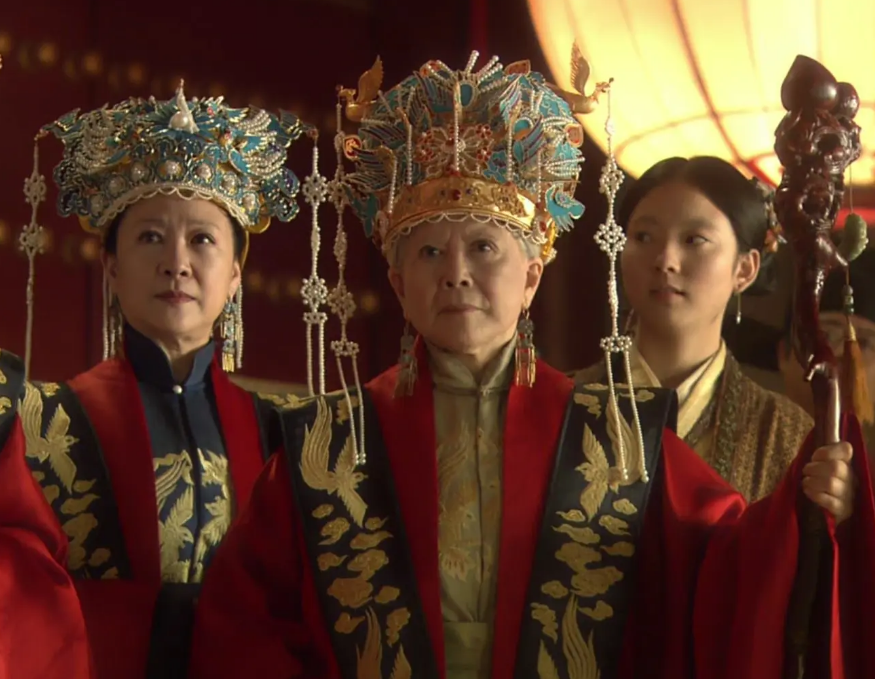 一品夫人是什么地位，什么叫一品夫人（这个封号除了能领钱）