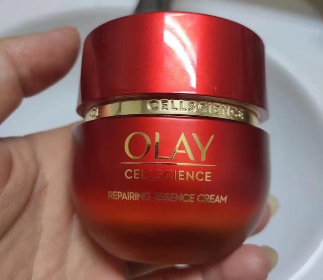 紧致抗皱护肤品排行榜，全球十大抗皱紧致排名（2023年热门“抗老面霜”排行榜）