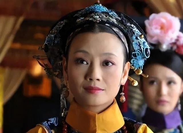 唐艺昕甄嬛传演的谁，唐艺昕在甄嬛传里演什么角色呢（“蛇蝎女孩”异军突起）