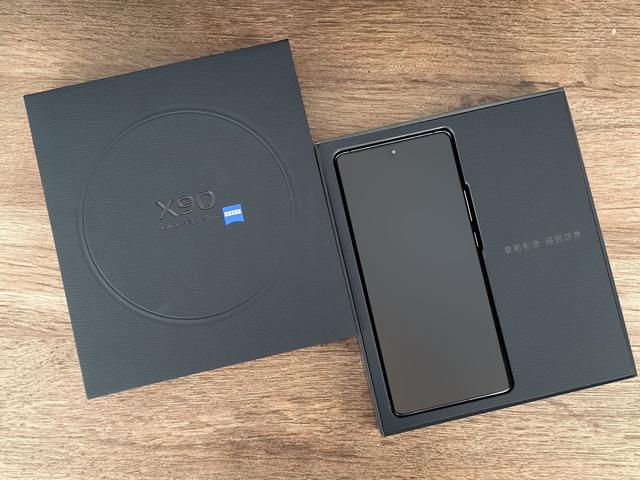 vivo拍照设置显示时间，vivo手机拍照片怎么添加时间和地点水印（影像升级，性能拉满：vivo）