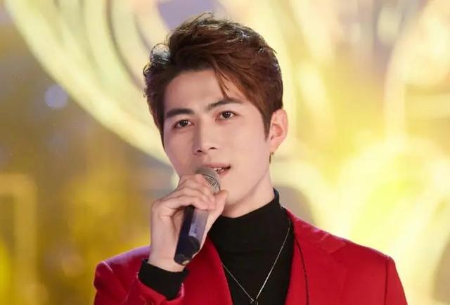 演员陈学冬简历，陈学冬合作过的所有女演员（31岁的陈学冬依旧在演艺圈“混日子”）