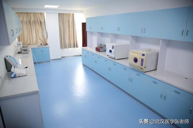 三峡大学职业技术学院，湖北三峡职业技术学院怎么样_师资评价好不好（预科班录取口腔医学院校-湖北三峡职业技术学院）