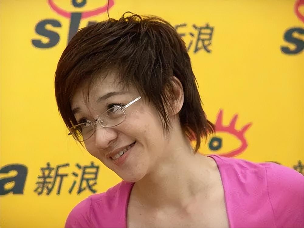 03柯以敏:有才无德"毒舌"评委