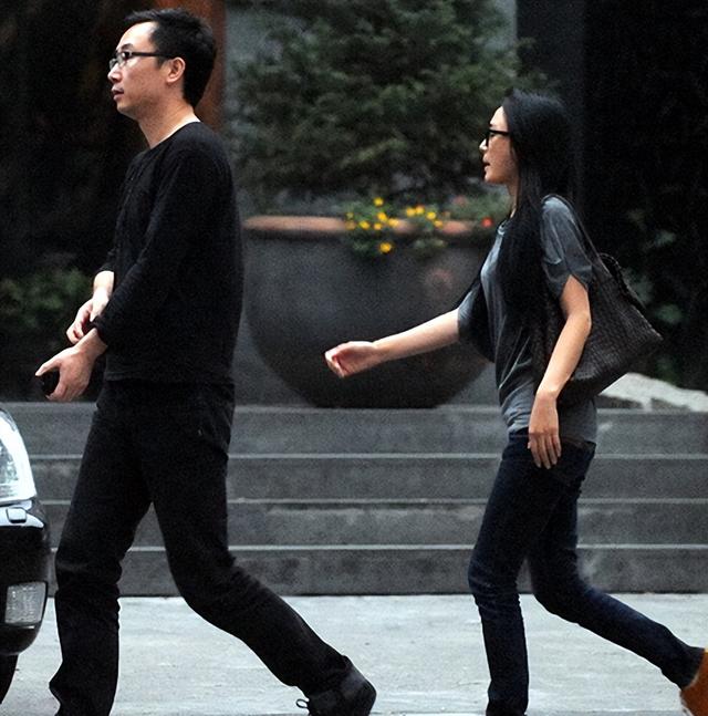 苏有朋和秦岚一起演的电视剧叫什么名字，苏有朋和秦岚的电视剧有哪些（“隐形富婆”秦岚）