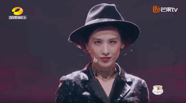 黄圣依拍过的电影，黄圣依有拍哪些电视剧（黄圣依：婚变风波后首露面）