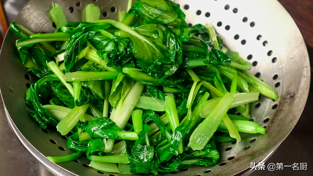 含有叶酸的食物和水果有哪些，富含叶酸的食物和水果排行榜（中老年人不管有钱没钱）