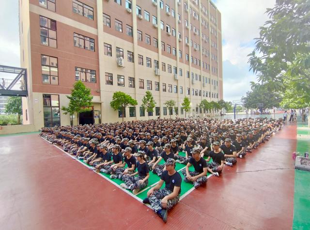 技校都有什么专业适合女孩子，不要学费的技校（最适合女生的四类专业）