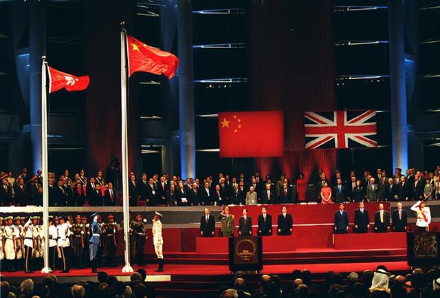 1921年中国发生了什么，中国近代史时间轴（中国是如何在经历近代百年沉沦后走向民族复兴的）