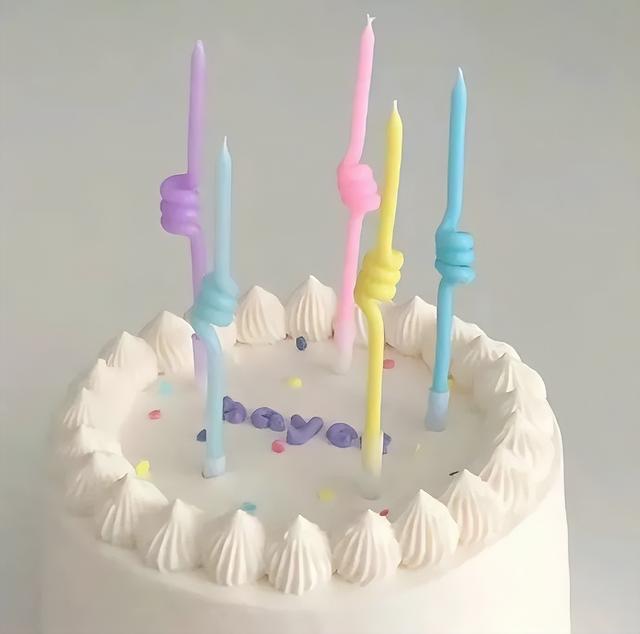 干净短句暖心8字，干净短句暖心（干净向上的暖心文案）