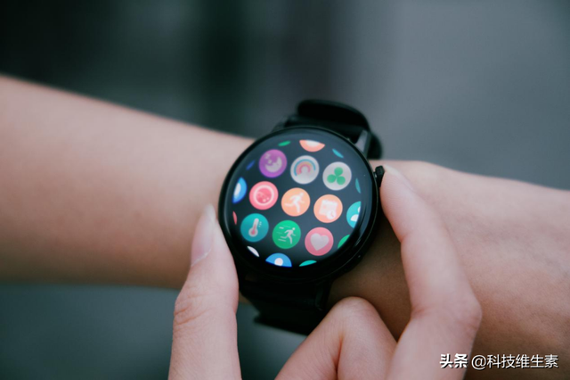 华为watchgt3，华为智能手表watch3和gt对比（细嗅蔷薇”：华为WATCH）
