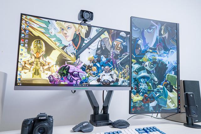 如何实现一台电脑多屏显示，如何实现一台电脑多屏显示同步（双屏无线办公桌面搭建）