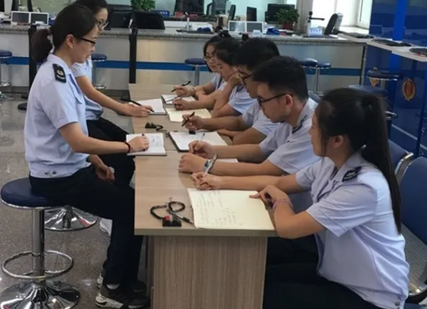 聘任制公务员有编制吗，中国有哪几种编制（“聘任制”公务员要来了）