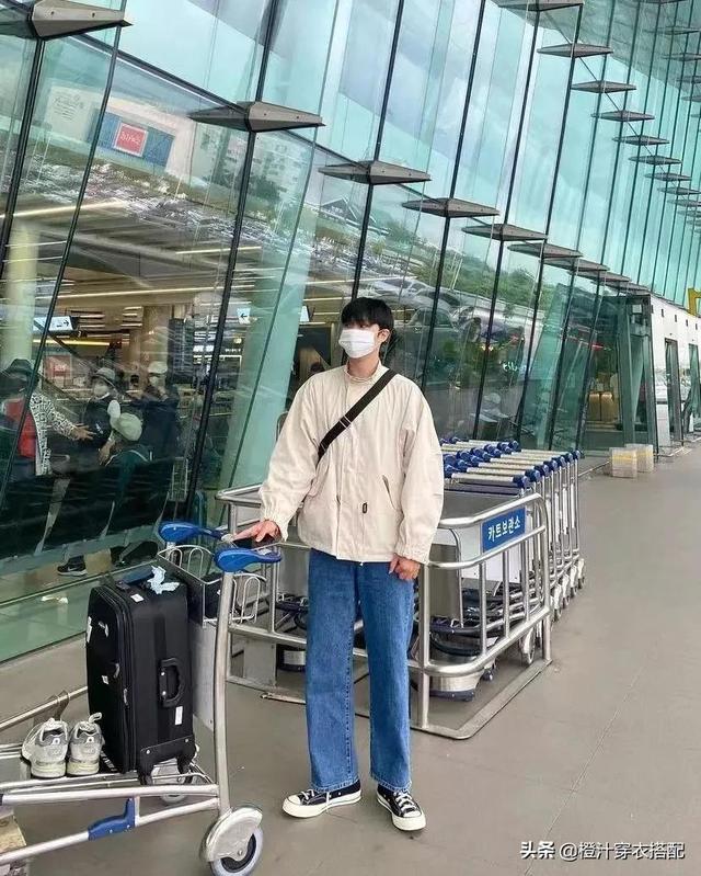 男生应该怎么穿搭才能显得高级，男生快速出门的穿搭技巧