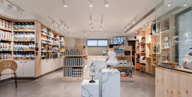 宠物狗加盟店，全国连锁宠物店数量又发生了哪些变化（宠物狗加盟店排行榜）