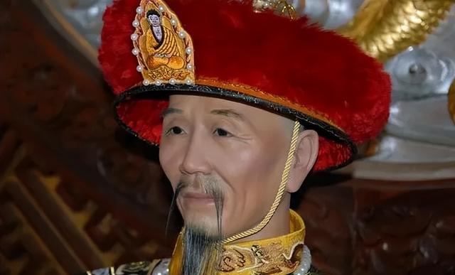 康熙十子胤俄详细资料，康熙十子胤俄后代（康熙将他圈禁当成猪养）