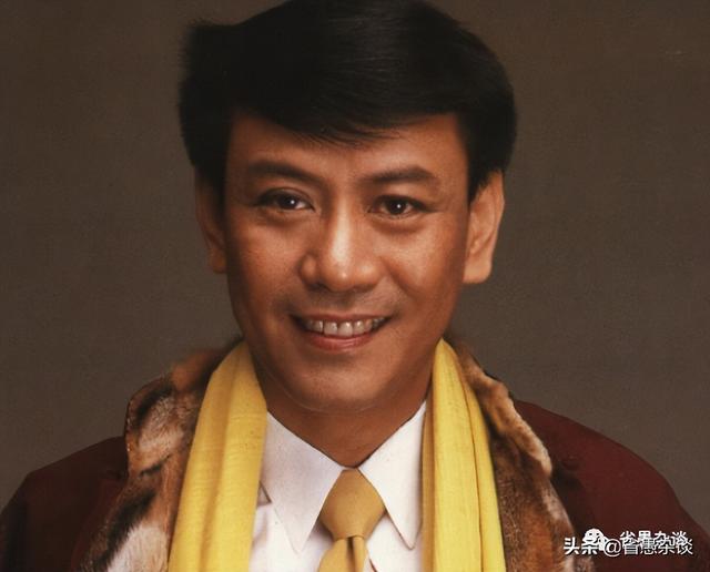 几许风雨歌词，几许风雨歌词粤语谐音（<1>-《几许风雨》罗文）