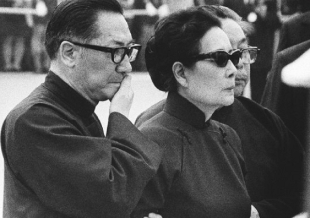 戴季陶与蒋共用一女，戴季陶真实姓名（秘书透露：违背了先生遗愿）