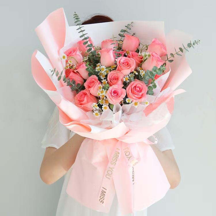 生日送花送什么颜色好,生日送什么颜色的花比较好(女朋友生日送花送