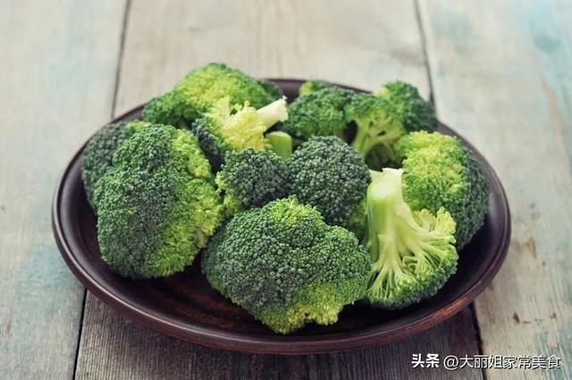 减肥食谱一周瘦10斤，如何通过减肥食谱一周瘦10斤（这6种“刮油”蔬菜要多吃）