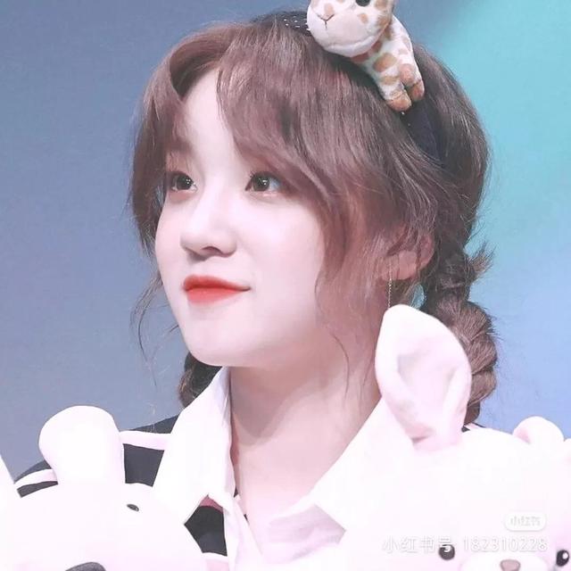 宋雨琦头像微信，宋雨琦头像（宋雨琦头像ins高级质感）