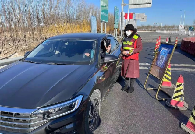 天津塘沽一中，天津塘沽一中初中部（塘沽一中：共克时艰，勠力抗疫）