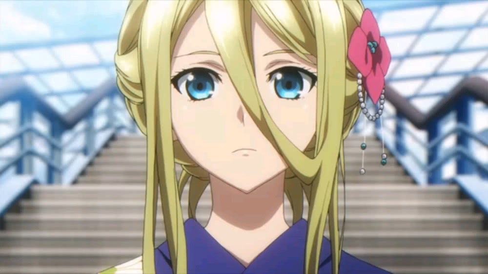 死亡后,噬血他将自己分裂成为12份,把眷兽封印在了十二个女孩的身体中