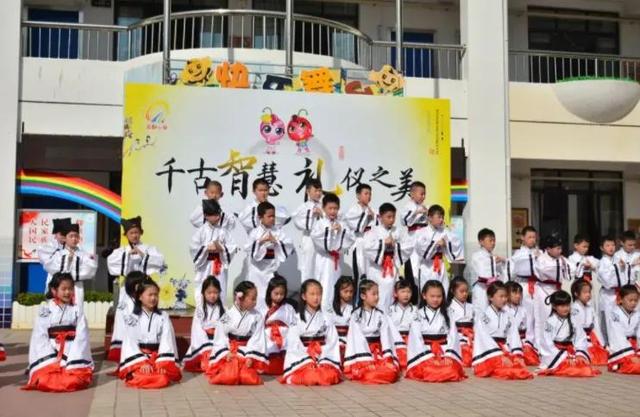 安全裤有什么作用，安全裤存在的意义（女生穿校裙要不要穿“安全裤”）