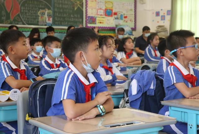 优质男的五大特征，“潜力股”（老师也说“不敢轻易得罪”）