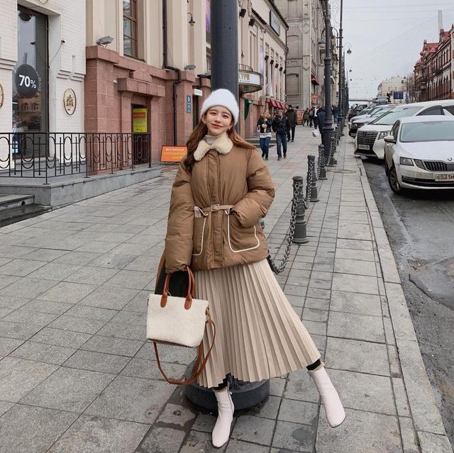 女生如何搭配衣服，女生如何搭配衣服才好看（试试这几款显气质的穿搭）