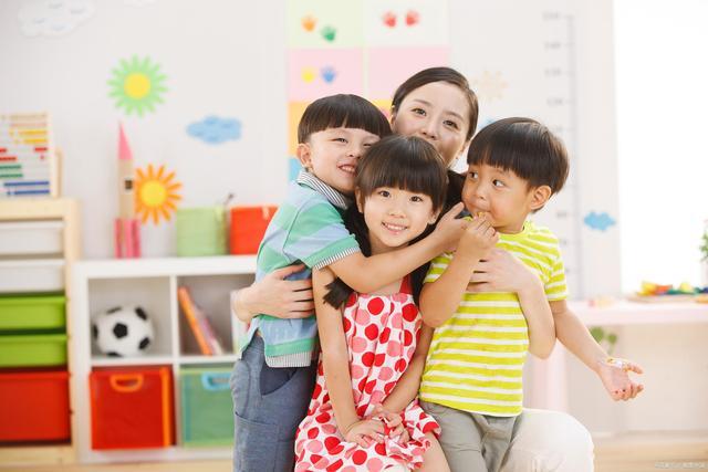 学前教育专业就业前景，学前教育专业就业前景怎么样（幼师专业未来发展前景如何）