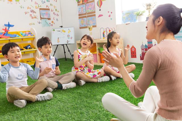 宝宝上幼儿园最佳年龄，小孩子上幼儿园最佳年龄（别再为孩子几岁上幼儿园纠结了）