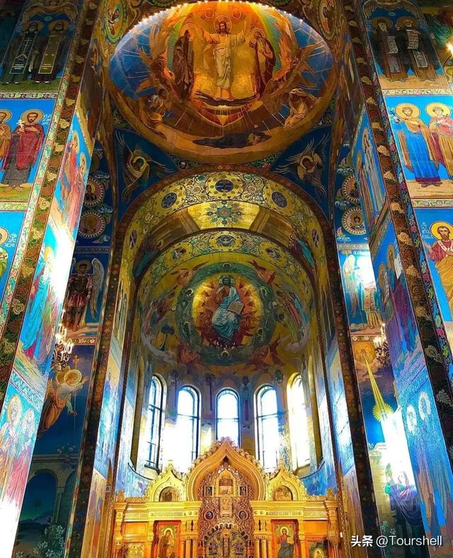 世界上最大的教堂，世界上最大的教堂是什么（圣彼得堡最美丽的教堂）