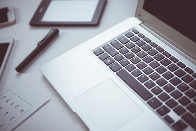 计算机科学与技术是学什么的，程序员一般要学多久（计算机专业的真相来了）