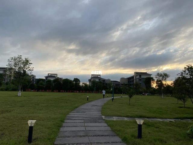 桂林大学有哪些学校，桂林大学有哪些（能否当做考生志愿的二梯队）