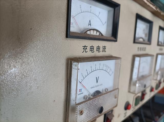 智能电瓶修复器能修复电瓶吗，揭秘所谓神奇的电池修复仪