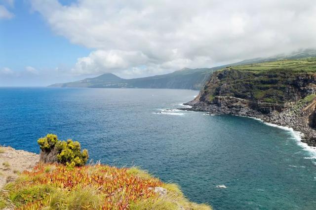 世界十大海岛度假胜地，世界知名海岛度假圣地（全世界最美的100座海岛）