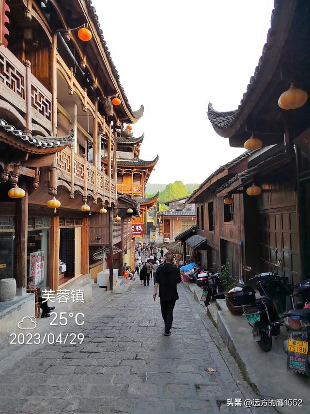 芙蓉镇门票多少钱，芙蓉古镇门票免费时间（自驾游湘西芙蓉镇）