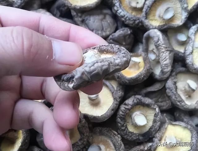 海带要泡多久才厚，薄干海带要泡多久（5分钟就能完全泡发）