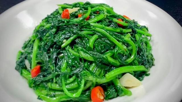剁椒芋头家常做法大全，多吃这“碱性食物”