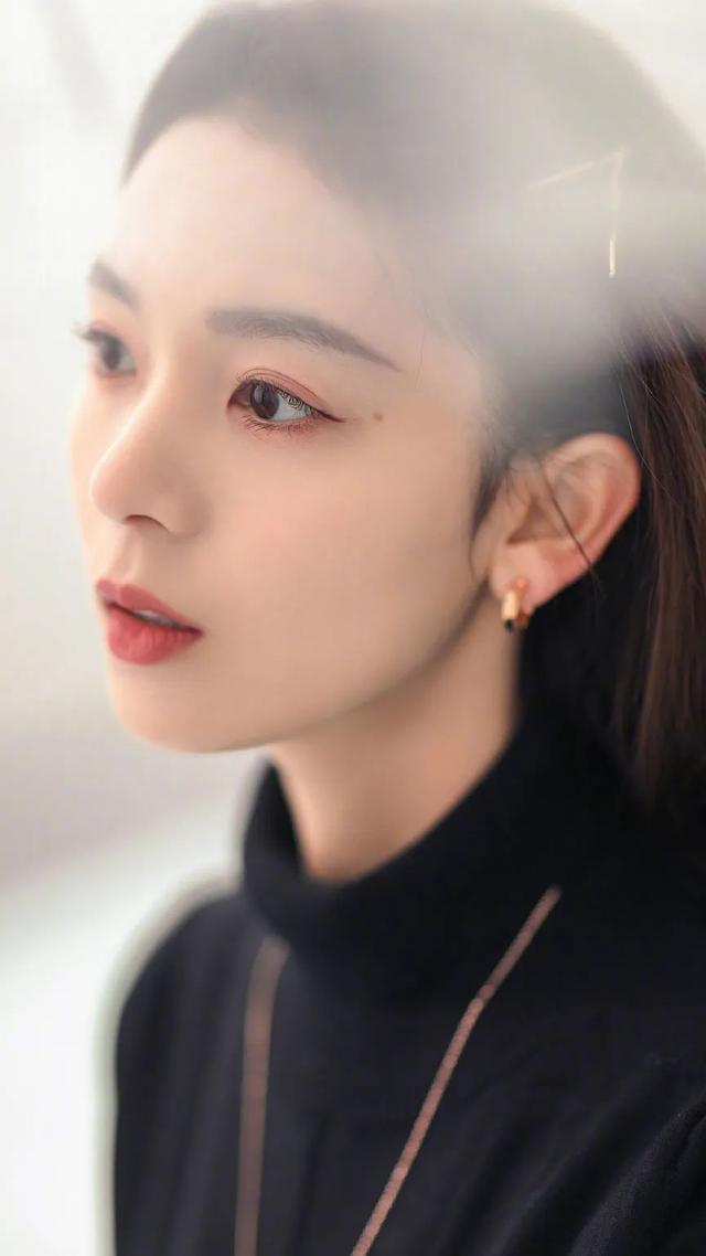 有气质女人晚安说说，有气质女人晚安说说图片大全（精选美女明星手机壁纸合集）