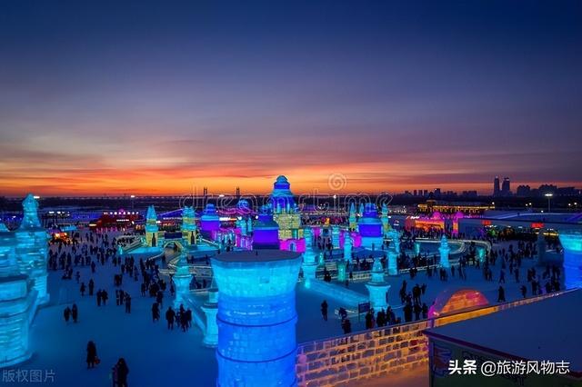 沿海城市旅游十大排名，国内海滨城市排名前十（长春、贵阳、西宁榜上有名）