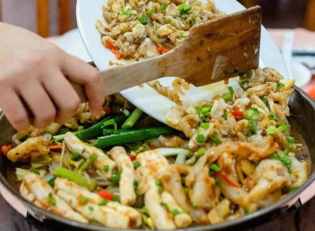 广东人最恶心的十个菜，广东人最讨厌吃的十大名菜有哪些（广东最有“争议”的8道菜）