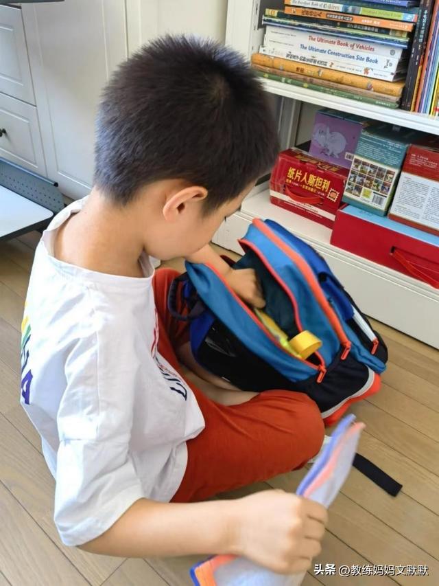 儿童买什么书包最好，家长应从哪些方面给娃挑选合适的书包